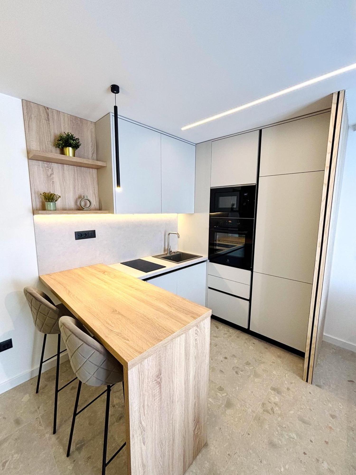 Marthinis Luxury Suites สปลิท ภายนอก รูปภาพ