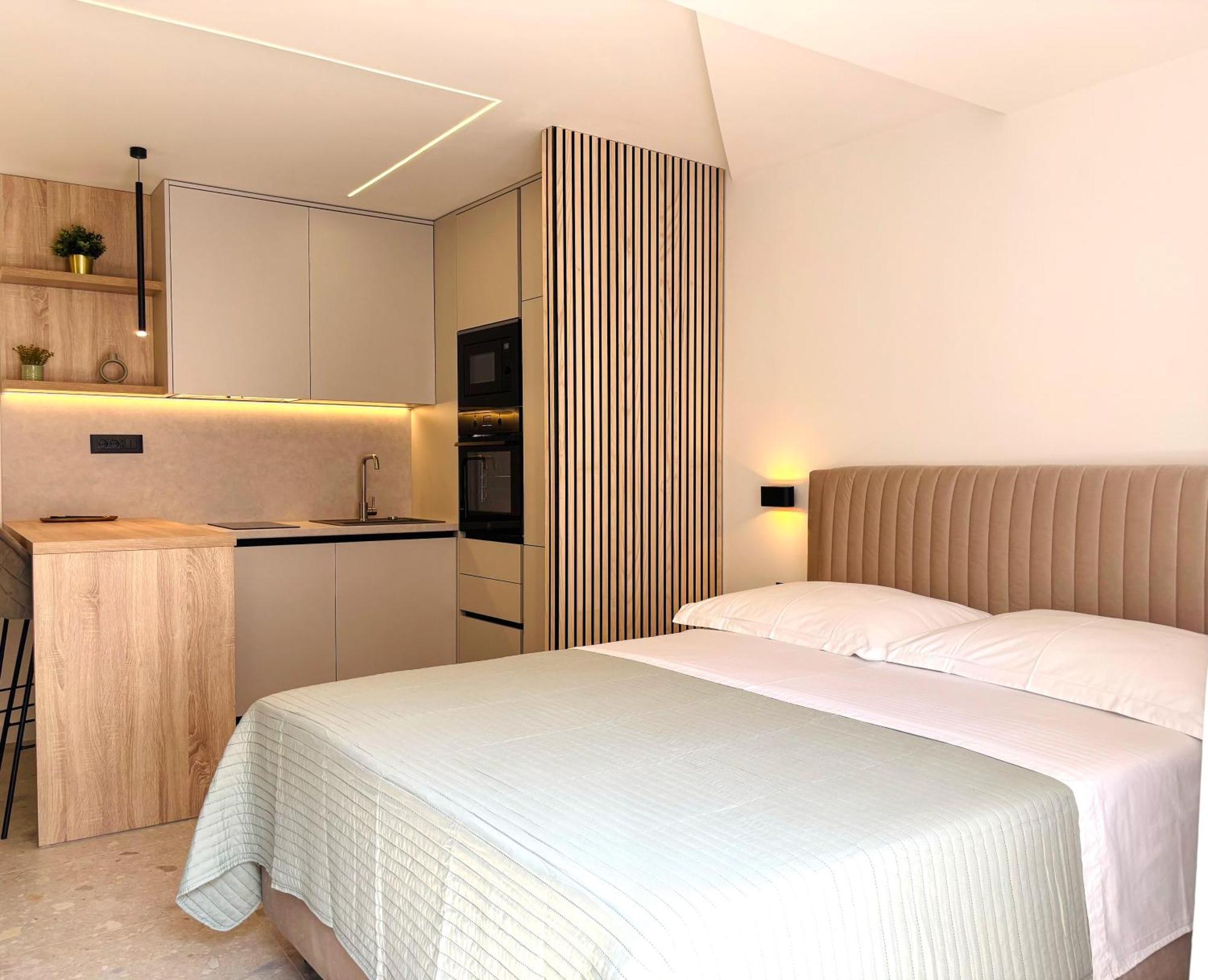 Marthinis Luxury Suites สปลิท ภายนอก รูปภาพ